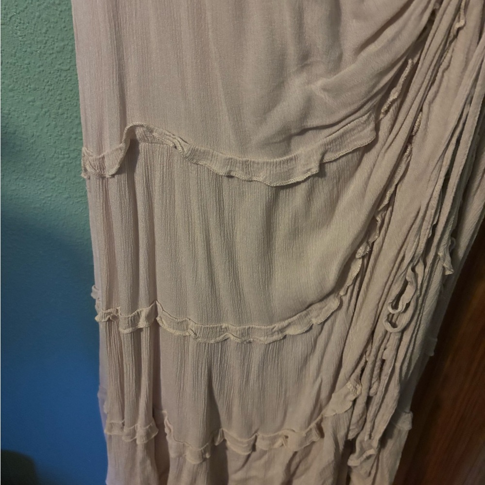 Easel Cream Asymmetrical Dress - Picture 4 of 5